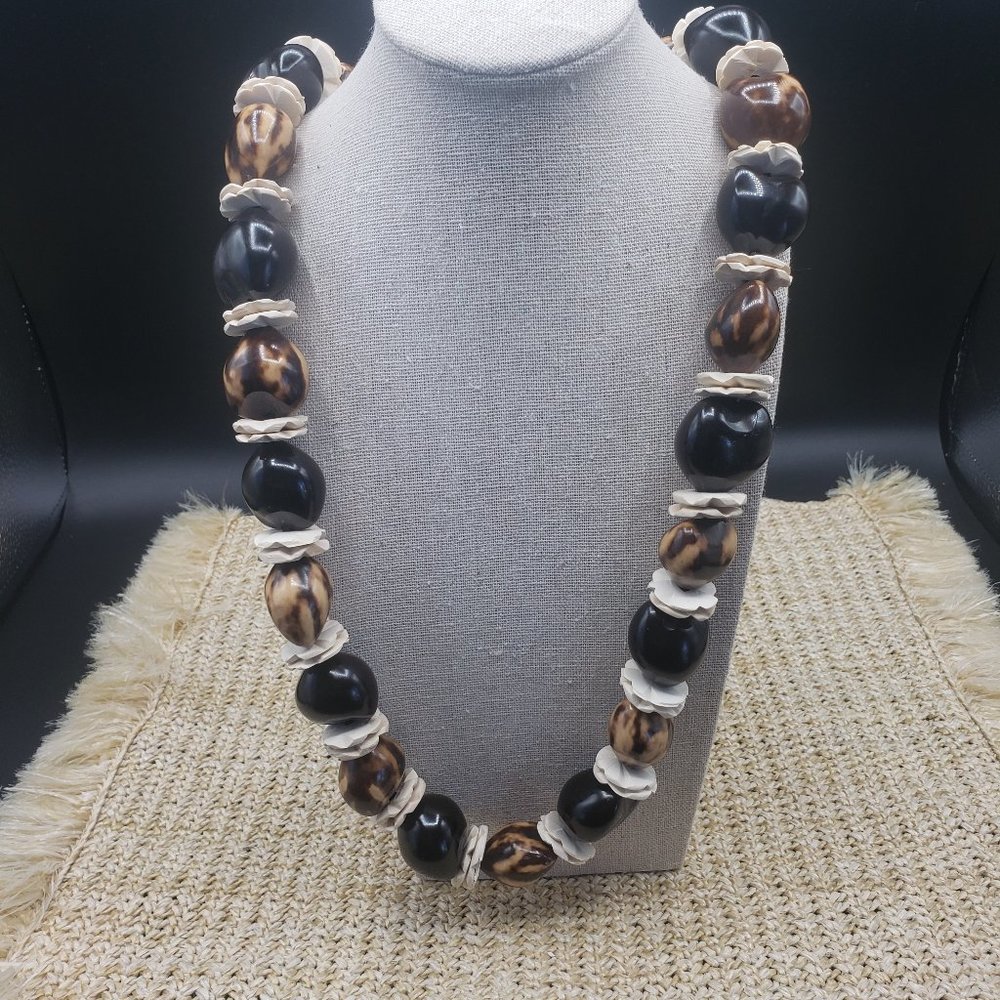 Traditional Hawaiian Brown & tiger Kukui Necklace